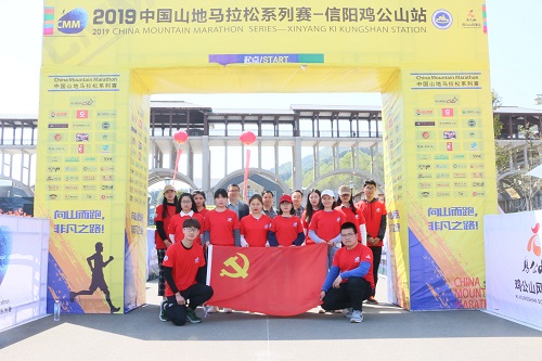 米兰·体育官方网站学子积极参与志愿服务活动获好评