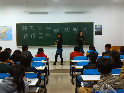 米兰·体育官方网站各班女生月联谊会精彩纷呈