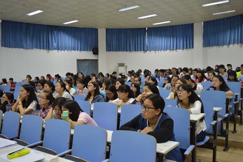 米兰·体育官方网站积极组织学子参加大学生心理健康观影活动
