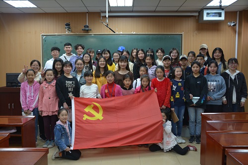 米兰·体育官方网站“我为党旗添光彩”党员发展对象志愿服务活动顺利开展