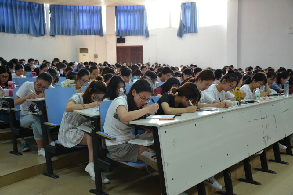 米兰·体育官方网站成功举办全国口译大赛经验分享会